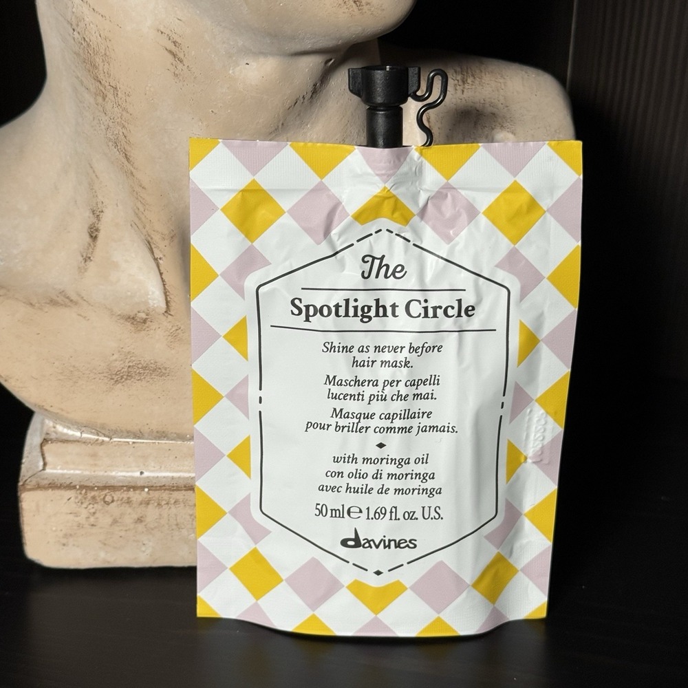 Davines The Spotlight Circle Hair Mask 50ml Shine Illuminating Moringa Oil Pouch